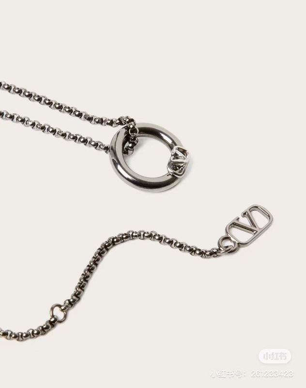 Valentino necklace 05lyx23 (1)